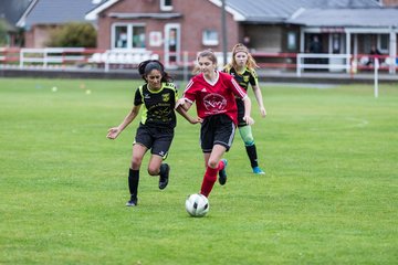 Bild 304 - B-Juniorinnen SG Mittelholstein - SV Frisia 03 Risum-Lindholm : Ergebnis: 1:12